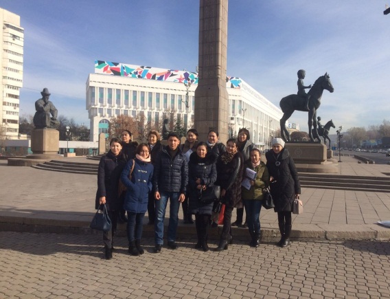 Мас студенттердің порно видеоларын қараңыз